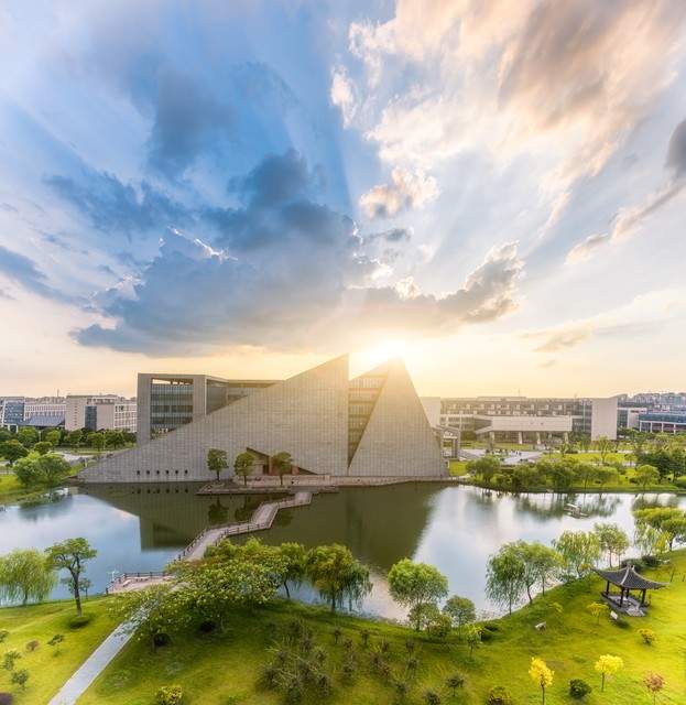 合肥工业大学是211吗