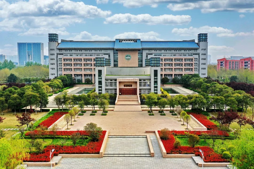 郑州大学历史学院