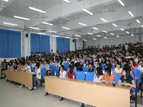 北京科技大学有大专学历吗