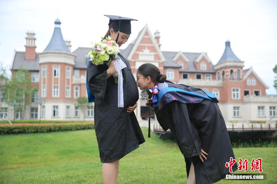 四川大学毕业证书图片